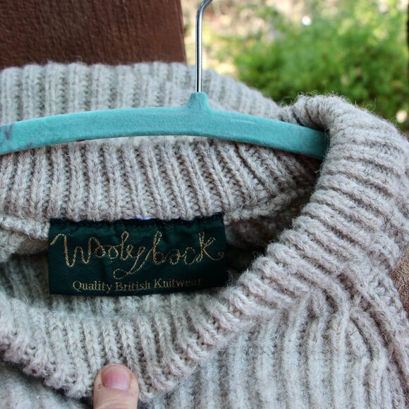 Heavy wool Woolyback sweater for men from England - Picture 4 of 7